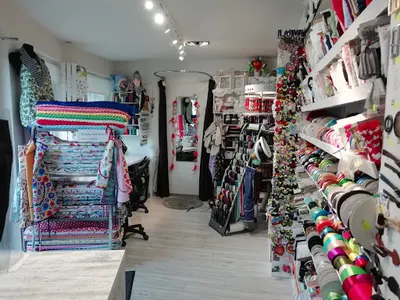 Pasmanteria i usługi krawieckie "To Tu"